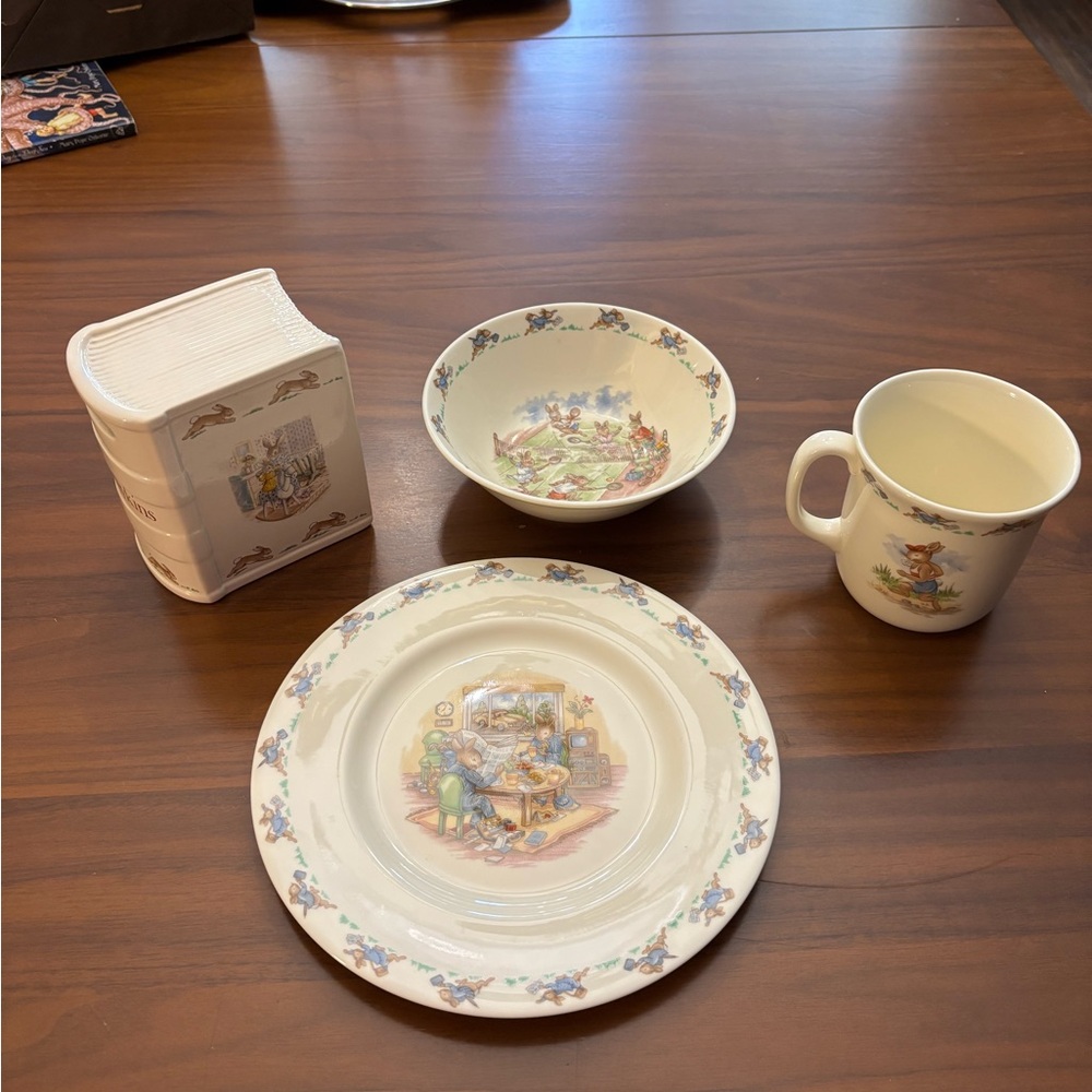Royal Doulton Bunnykins Child's Set Plate Cup Bowl Piggybank 4 Pieces Fine China
